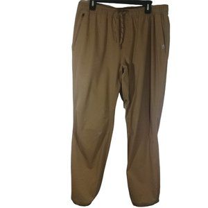 L.L.Bean Men's Green Joggers Elastic Waistband w/ Drawstring adjustable Ankles L